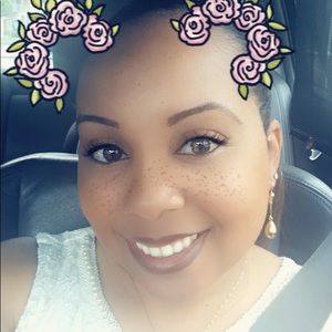 Meet your Posher, Camille